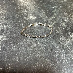 Elegant 1.00 Natural Diamond Wave Women's Bracelet